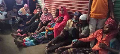 বাগেরহাটে খাদ্যবান্ধব কর্মসূচির চাল বিতরণের সময় হামলা, ইউপি চেয়ারম্যানসহ আহত ১৫ বাগেরহাটে খাদ্যবান্ধব কর্মসূচির চাল বিতরণের সময় হামলা, ইউপি চেয়ারম্যানসহ আহত ১৫